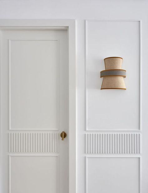 The classic, elegant look and feel. #formani #doorware #hardware #interiordetails #dutchdesign #interieur #style #interieurdesign #deurbeslag #inspiratie #ideas #architectuur #doors #inspiration #architecture Space Home Decor, Doors Interior Modern, Double Entry, Furniture Details Design, Door Canopy, Double Entry Doors, Door Molding, Office Room Decor, Door Design Modern