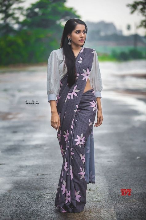 Long Sleeve Blouse Designs, Blouse Sleeves Design, Rashmi Gautam, Blouse Designs High Neck, New Saree Blouse Designs, Traditional Blouse Designs, Fashionable Saree Blouse Designs, New Blouse Designs, Saree Blouse Patterns