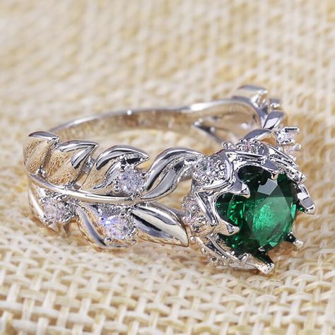 Luxury Wedding Rings, Pattern Wedding, Pattern Ring, Trendy Ring, Feather Pattern, Emerald Gemstone, Rings For Women, Wedding Rings For Women, Luxury Wedding