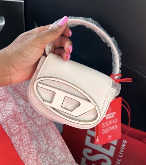 Diesel Mini Bag, Diesel Bag Outfit, Mini Bag Outfit, Diesel Handbags, Mini Designer Bags, Diesel Bag, Trendy Purses, Luxury Bags Collection, Aesthetic Bags