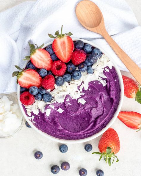 Açaí Bowls, Smoothie Fruit, Meal Prep Clean Eating, Mini Blender, Feel Good Food, Low Cal Recipes, Healthy Food Motivation, Cafe Menu, Fruit Smoothie Recipes