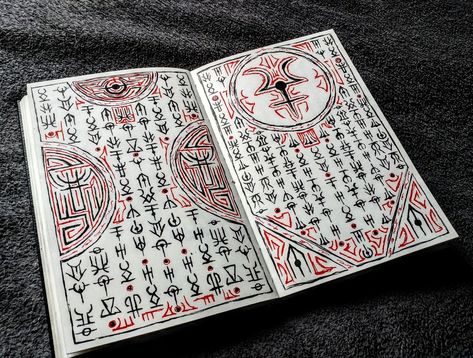 Bestiary Page, Necromancer Spellbook, Necromancy Symbols, Wizard Spellbook, Occult Aesthetic, Alchemy Magic, Gravity Falls Journal, Arte Viking, Larp Props