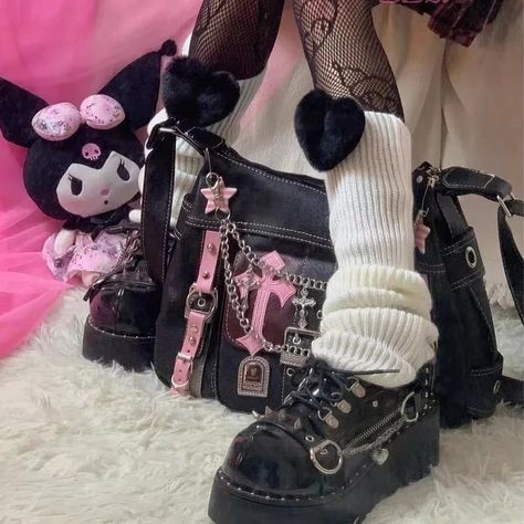 Our Most wanted Bags ! ❤️‍🔥 Trending Totes, Crop Top Suit, Gothic Bag, Pink Cross, Vintage Crossbody Bag, Vintage Trends, Gothic Vintage, Punk Vintage, Punk Inspiration