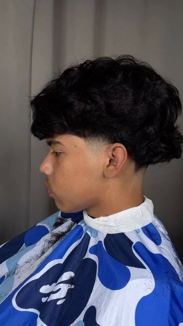 @_ab.cutzz_ on Instagram: "Mid taper 🔥" Blowout Taper, Mid Taper, Curly Blowout, Long Curly, Mens Hairstyles, Hair Cuts, Hairstyles, Hair Styles, Hair