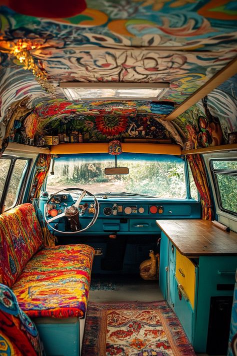 50  Hippie Camper Vans for Digital Nomads - TastyInteriors Camper Van Painting, Volkswagen Bus Interior Ideas, Camping Car Design, Hippy Van Interior, Van Ideas Interior, Vw Bus Interior Ideas, Hippie Camper Interior, Hippie Van Interior, Hippie Car Interior