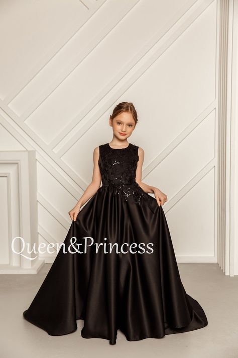 Toddler Wedding Dress, Toddler Formal Dresses, Black Flower Girl Dress, Black Tie Attire, Girls Ball Gown, Satin Flower Girl Dress, Girls Black Dress, African Dresses For Kids, Maxi Dress Collection