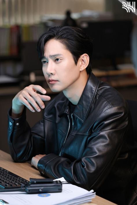 Park Sunghoon Actor, Sunghoon Actor, Park Sunghoon, Sung Hoon, Asian Actors, Acting, Singing, Drama, Actors