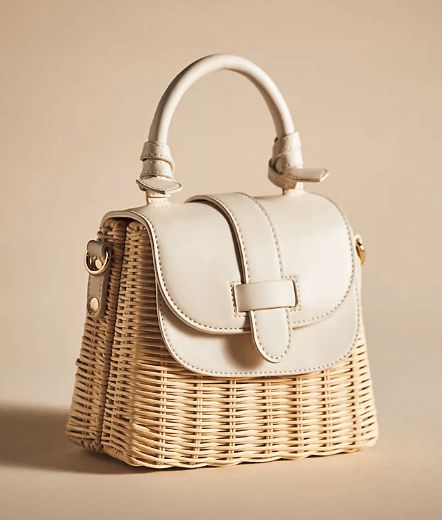 Boho Handbags, Love Plus, Creative Profile Picture, Wicker Bags, Rattan Bag, The Madison, Straw Bags, Purse Styles, Shop Fans