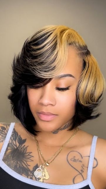 Half Up Half Down Quick Weave Bob, Bob Layers, Weave Bob Hairstyles, Weave Bob, Quick Weave Bob, Makeup Lashes, Quick Weave Hairstyles, Pretty Hair Color, Quick Weave