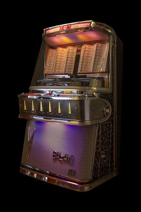 1958 BAL-AMi Model I Antique Record Player, Radio Antigua, Warehouse Design, Music Machine, Juke Box, Antique Radio, Its A Mans World, Jukeboxes, Coin Operated