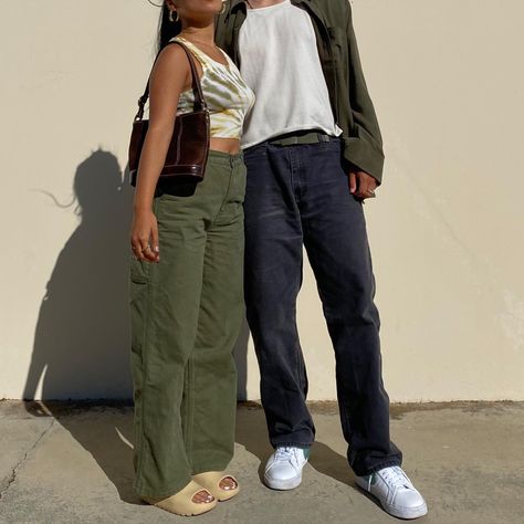 Couple Outfits Coordinating, Coordinating Couples Outfit, Earth Tone Couple Outfits, Couples Color Coordinating Outfits, Artsy Girl Aesthetic Outfits, Couple Coordinating Outfits, Matching Outfits For Couples Aesthetic, Matching Outfits Couples, Coordinating Outfits For Couples