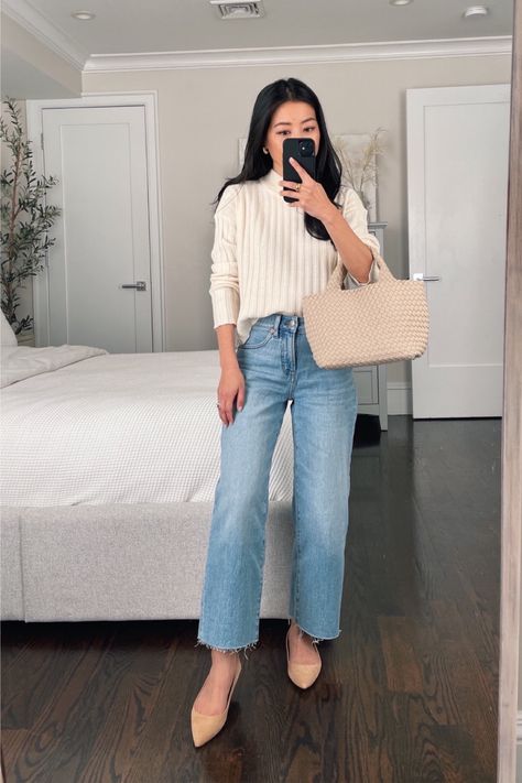 Madewell jeans sale petite friendly spring outfit Black Legging Work Outfit, Legging Work Outfit, Woman Jeans Outfit, Work Outfit Summer, Petite Capsule Wardrobe, Workwear Ideas, Outfit Petite, Athleisure Outfit, Petite Woman