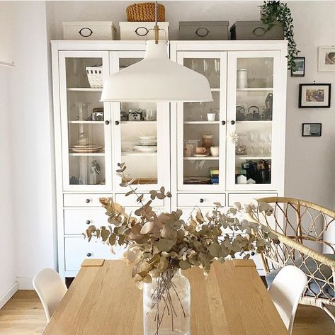 Hemnes Cabinet Dining Room, Hemnes Dining Room, Dining Room Corner, Billy Ikea, Ikea Inspiration, House Color Schemes, Ikea Home, Kitchen Inspiration Design, Living Room Cabinets