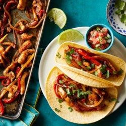 Sheet Pan Fajitas, Pan Fajitas, Sheet Pan Chicken Fajitas, Zesty Chicken, Chicken Fajita Recipe, Pan Chicken Fajitas, Sheet Pan Chicken, Fajita Recipe, Pan Chicken