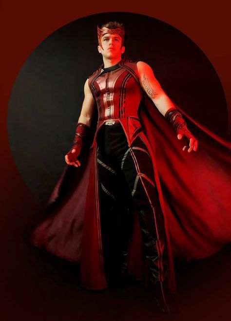 Male Wanda Maximoff, Male Scarlet Witch Cosplay, Scarlet Witch Genderbend, Male Scarlet Witch, Male Costume Ideas, Scarlet Witch Halloween, Gay Costume, Crazy Halloween Costumes, Wiccan Marvel