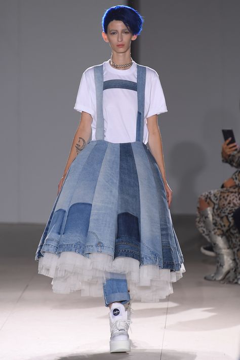 Belgian Fashion, Moda Denim, Denim Inspiration, Women Fashion Edgy, Recycled Fashion, Fashion Revolution, Vogue Russia, Junya Watanabe, Recycled Denim