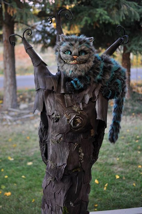 Cheshire Cat costume Cheshire Cat Costume Men, Cheshire Cat Costume, Cheshire Cat, Adult Halloween Costumes, Cat Costumes, White Rabbit, Mens Costumes, Adult Costumes, Lion Sculpture