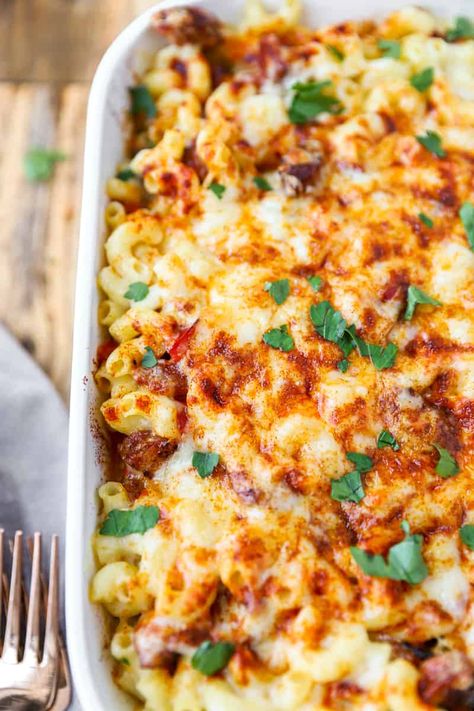 Cajun Mac And Cheese Recipe, Cajun Mac And Cheese, Spicy Mac And Cheese, Mardi Grad, Baked Mac And Cheese Recipe, Cheddar Cheese Sauce, Cajun Dishes, Cajun Cooking, Louisiana Recipes