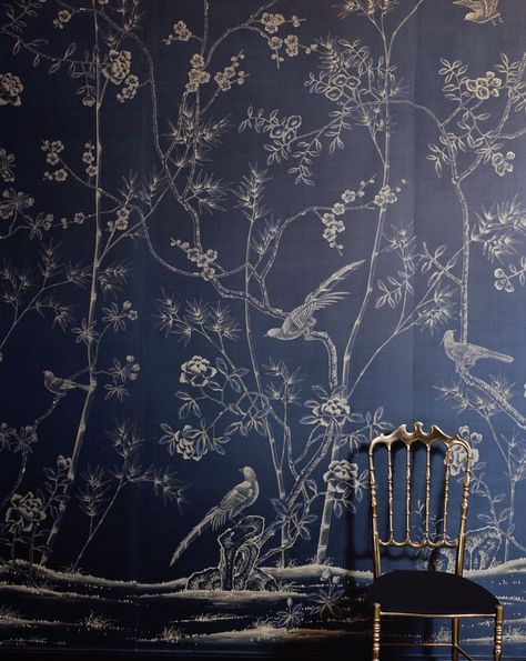 Blue And Gold Wallpaper, Sydney House, Australian Interior Design, Interior Design Awards, Navy Wallpaper, House Photography, Chinoiserie Wallpaper, New York Apartment, Bird Wallpaper