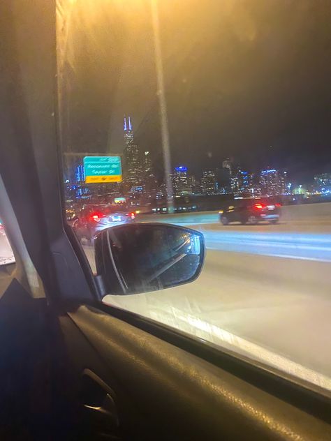 Late Night Drives Chicago, Late At Night Pictures, Chicago Downtown Aesthetic, Car Pics At Night, Late Night Pictures, Downtown Chicago At Night, Chicago Downtown Night, Chicago Night Aesthetic, Late Night Car Rides