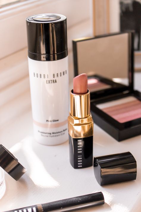 Bobbi Brown lipstick Bobbi Brown Lipstick, Bobbi Brown Makeup, Brown Lipstick, Brown Makeup, Love Makeup, Aesthetic Hair, Bobbi Brown, Makeup, Hair