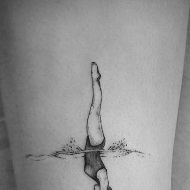 Swimmer Tattoo, Tattoo Feminina, Family Art, Fine Line, Madrid Spain, Girls Fashion, Small Tattoos, Madrid, Spain