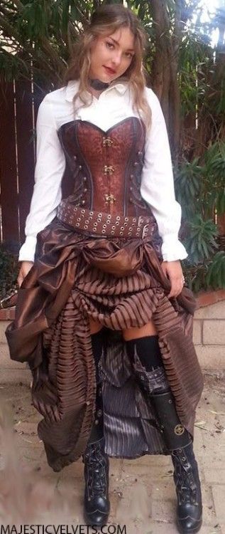 Steampunk Museum Model, Steampunk Halloween Costumes, Steampunk Mode, Steampunk Outfits, Victorian Cosplay, Moda Steampunk, Steampunk Costumes, Corset Steampunk, Gothic Mode