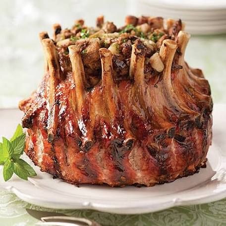 Crown Pork Roast Recipes, Crown Roast Recipe, Crown Roast Of Pork, Holiday Entrees, Crown Roast, Pork Entrees, Pork Roast Recipes, Roast Recipes, Pork Dishes