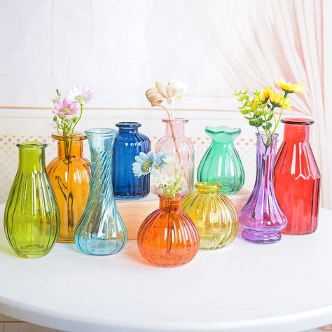 Colorful Boho Wedding Centerpieces, Colorful Vases Decor, Colorful Glass Centerpieces, Multicolor Wedding Decor, Vibrant Wedding Centerpieces, Colorful Vases Wedding, Diy Eclectic Wedding Decor, Wildflower Rustic Wedding Theme, Funky Wedding Centerpieces