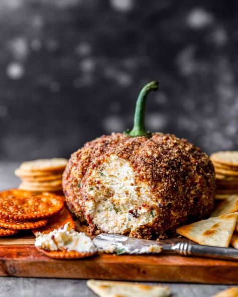 Cheese Ball Tray Ideas, Fall Cheese Balls, Cheese Ball Shaped Like A Pumpkin, Savory Halloween Charcuterie Board, Boursin Pumpkin Cheese Ball, Spooky Cheese Ball, Halloween Cheese Dip, Easy Cheese Ball Recipe, Halloween Cheese Ball Recipes