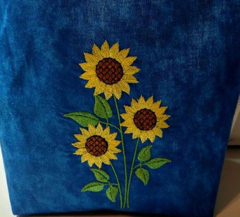 Embroidery Dress Designs, Embroidery Sunflower, Sunflowers Bouquet, Creative Photography Poses, Sunflower Embroidery, Sunflower Crafts, Hand Embroidery Dress, Girls Dresses Sewing, Sunflower Bouquets