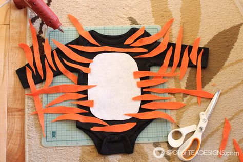 #DIY Tiger #Halloween Costumes for infant and toddler | spotofteadesigns.com No Sew Halloween Costumes, Tiger Costume Diy, Baby Tiger Costume, Baby Skunk Costume, Diy Halloween Costumes For Girls, Sew Halloween, Tigger Costume, Tiger Halloween Costume, Tiger Halloween