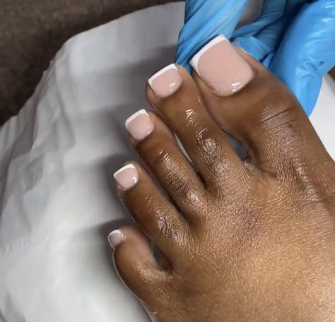 Pedicure Ideas Dark Skin, Toe Nail Colors For Dark Skin, Chrome Pedicure, Natural Pedicure, Toenail Colors, Dark Skin Nail Polish, Best Nail Polish Colors, Money Nails, Birthday Fit