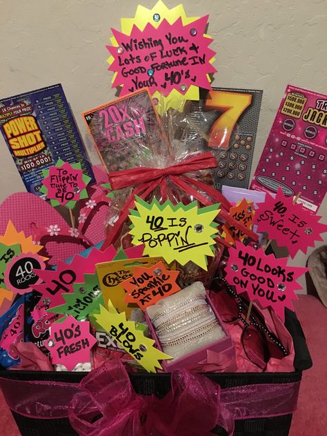 40th Birthday gift basket 40th Birthday Ideas For Mom Gift, 40th Birthday Baskets For Women, Birthday Baskets For Women Diy, 40th Birthday Ideas For Women Gift, 40th Birthday Gift Basket, 40th Birthday Gifts Diy, Diy Party Boxes, 40th Birthday Ideas For Women, Birthday Baskets