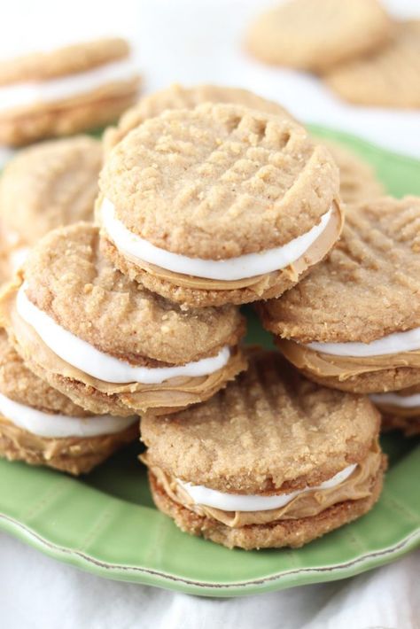 Fluffernutter Cookie Sandwiches Cookie Sandwich Recipes, Cookie Sandwiches, Whoopie Pies, Sandwich Cookies, Biscuit Recipe, Creamy Peanut Butter, Peanut Butter Cookies, Butter Cookies, Marshmallows