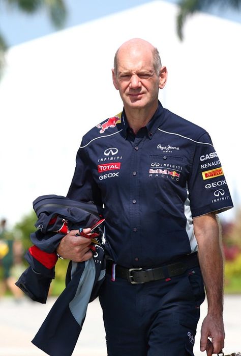 Round 2, Petronas Malaysian Grand Prix 2013, Qualify, Adrian Newey, Director of Technical Operations, Infiniti Red Bull Racing Adrian Newey, Red Bull Racing, Red Bull, Grand Prix, Formula 1, Chef's Jackets, Ferrari, Red