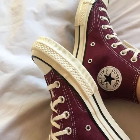 Converse Chuck Taylor 70, Chuck Taylor 70, Cute Converse, Photo Pinterest, Converse High Top, Trendy Shoes Sneakers, Dr Shoes, Red Converse, Shoes Trendy