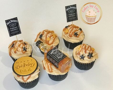 Jack Daniels Cupcakes, Alcohol Cupcakes, Jack Daniels Party, Alcoholic Cupcakes, Lisa Birthday, Jack Daniels Cake, Boozy Baking, Whiskey Art, Cupcakes For Men