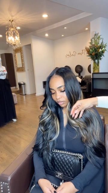 Highlight Middle Part Sew In, Highlight Sew In Leave Out, Traditional Sew In With Leave Out Highlights, Sew In With Leave Out Highlights, Closure Sew In Highlights, Brown Highlights On Black Hair Quick Weave, Black And Brown Sew In Weave, Balayage Sew In Weave, Peekaboo Sew In With Leave Out