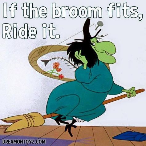 Witch Hazel Looney Tunes, Witch Cartoon, Witch Image, Being A Witch, Halloween Humor, Looney Tunes Characters, Looney Tunes Cartoons, Classic Cartoon Characters, Saturday Morning Cartoons