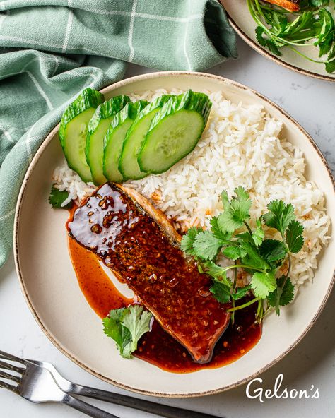 Salmon lovers, it’s your day: Our fresh Atlantic salmon fillets are on sale, and we’ve got this outrageously easy Gochujang Salmon recipe for you. We’re talking four steps! All you have to do is sear up the salmon in a hot pan and pour the rich Gochujang sauce over it — think layers of spicy sweet heat and fermented goodness. Serve it on rice with a few slices of crisp cucumber and a little cilantro, and you’ve got a simple yet scrumptious meal the whole family will be psyched to eat. Gochujang Salmon, Gochujang Sauce, Salmon And Rice, Atlantic Salmon, Summer Meals, Sweet Heat, Salmon Recipe, Meal Recipes, Pan Seared