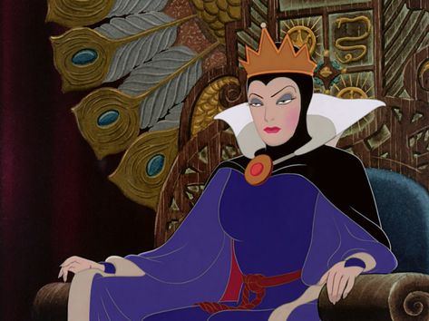 La Reina Malvada: Blancanieves 9 villanos de Disney con los que es más fácil identificarse que con cualquier príncipe o princesa Disney New Year, Snow White 1937, Disney Evil Queen, Snow White Evil Queen, Snow White Seven Dwarfs, Evil Queens, The Evil Queen, Sette Nani, Disney Villain