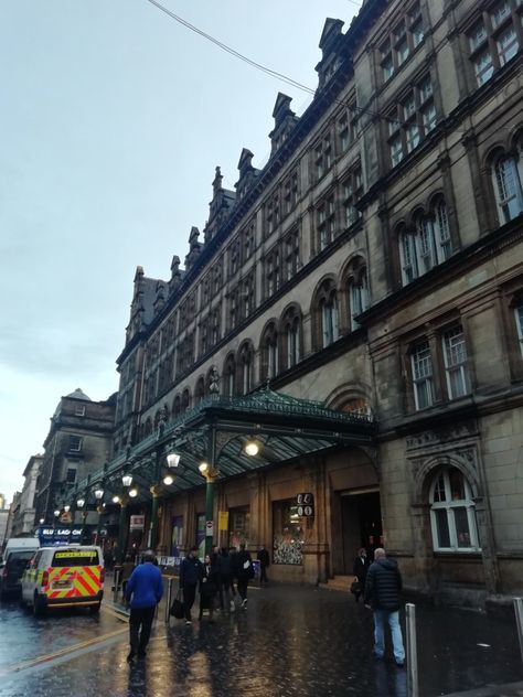 Glasgow Central Station, Glasgow City, Shopping Malls, Central Station, Concert Hall, 2024 Vision, Railway Station, Art Galleries, Dracula