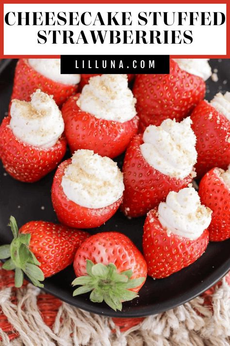 Cheesecake Stuffed Strawberries are filled with a sweet cream cheese filling and topped with crushed graham crackers for a quick, easy treat! #fruit #dessert #cheesecake #strawberries Cream Cheese Strawberries, Sweet Cream Cheese Filling, Cheesecake Strawberries, Strawberry Cream Cheese Filling, Cheesecake Stuffed Strawberries, Stuffed Strawberries, Dessert Cheesecake, Homemade Chocolate Truffles, Strawberry Cheesecake Recipe