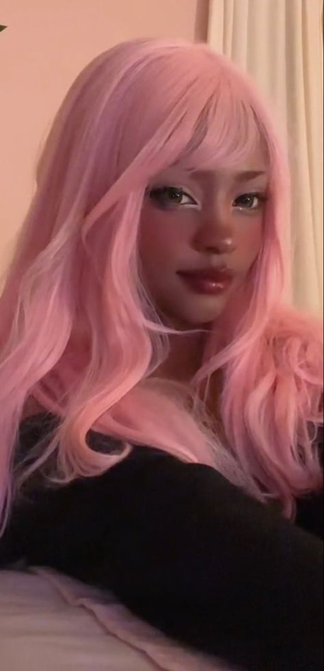 Bubblegum Pink Hair, Girly Makeup, Soft Makeup Looks, Creative Hair Color, Doll Eye Makeup, Kawaii Makeup, Brown Skin Makeup, Cute Makeup Looks, Pink Makeup