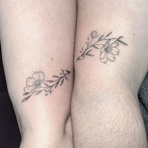 Kaitlyn | Edmonton Tattoo Artist on Instagram: “Friends tats cute joining flowers” Joining Tattoos For Friends, Matching Flower Tattoos, Edmonton Tattoo, Matching Best Friend Tattoos, Bff Tattoos, Friendship Tattoos, Instagram Friends, Best Friend Tattoos, Friend Tattoos