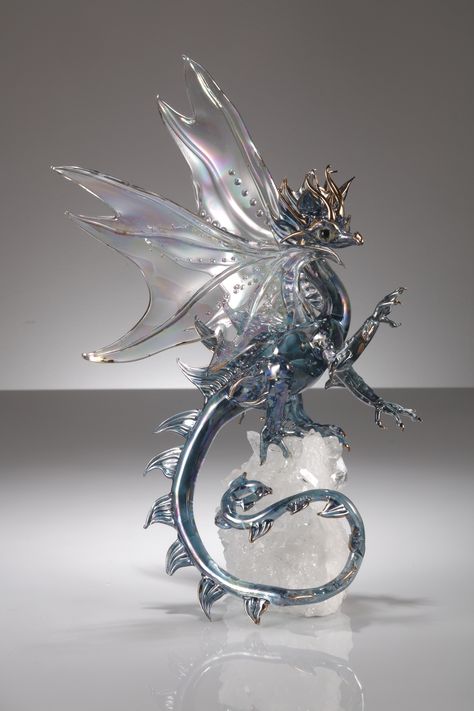 Sandra Young Glass, Light Blue Dragon on Crystal Quartz Light Blue Dragon, Stephanie Archer, Beautiful Dragons, Drawing Figures, Glass Dragon, Dragon Chino, Dragon Glass, Snow Crystal, Rare Items