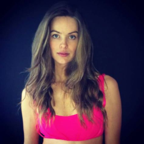 Robyn Lawley Robyn Lawley, Toned Tummy, Post Baby Body, Pink Two Piece, After Giving Birth, Post Baby, Giving Birth, Baby Body, Beautiful People