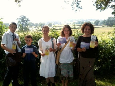 Country Territory, Kidderminster, England. Having a share in the JW.org campaign along with our convention invites. :) Matthew 28 19, Ephesians 6 12, Heavenly Places, Loving Family, Jehovah's Witnesses, England, Bible, Jesus