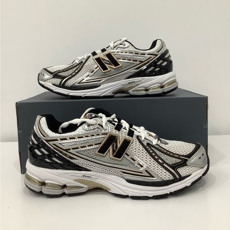 New With Box New Balance 1906r White Metallic Gold M1906ra Shoe Sneaker Comfort Men Sizes Best New Balance Shoes For Men, Rare Sneakers Men, New Balance Shoes 1906, Bulky Shoes Men, Essential Shoes Men, Men’s Shoes Aesthetic, New Balance 1906r Outfit Men, Shoes For Men Aesthetic, Mens Shoes 2024 Trends